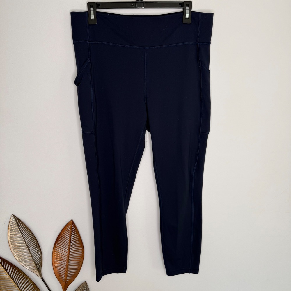 Lululemon Fast and Free High-Rise Crop 23 True Navy Nulux Leggings Size 14